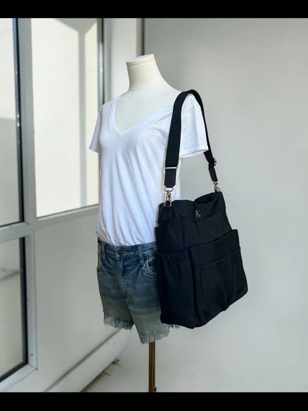 Kate Spade Black Nylon Multi Pocket Utility Diaper Crossbody Shoulder Tote - Picture 13 of 13